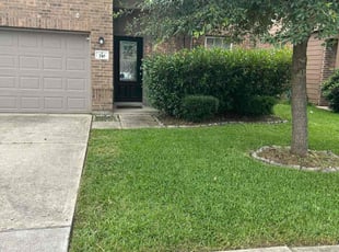Angela B.'s lawn service service result