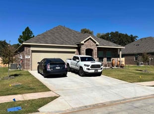 Sonya M.'s lawn care services service result