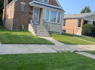 Laquita E.'s lawn service service result