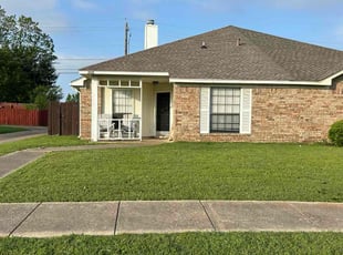 Camila H.'s lawn care service result