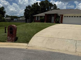 Bridgette R.'s lawn care services service result