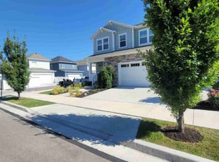 Angela W.'s lawn care services service result
