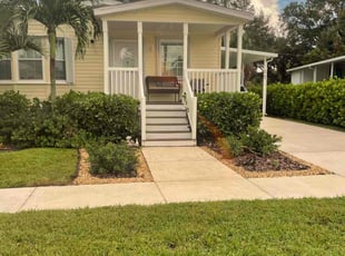 Lisa P.'s Bush Trimming service result