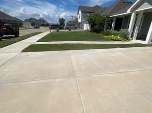 Rebecca M.'s lawn maintenance service result