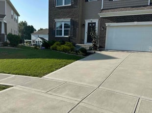 Timeka C.'s grass maintenance service result