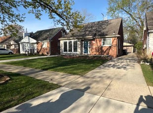 Derek J.'s lawn care services service result