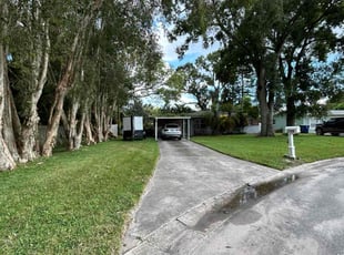 Kerri B.'s lawn service service result