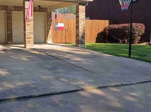 Liz M.'s lawn care service result