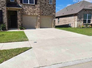 Pam S.'s grass cutting service result