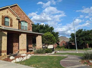 Fatima S.'s lawn maintenance service result