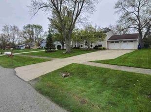 Leon S.'s grass cutting service result