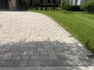 Devonna K.'s lawn care service result