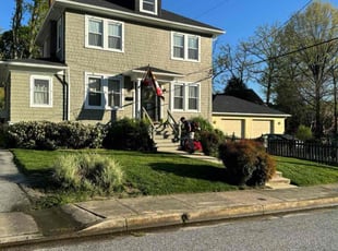 Gia N.'s grass maintenance service result