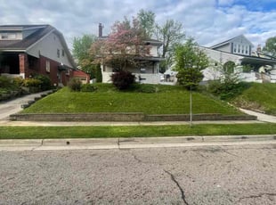 Barbara S.'s lawn maintenance service result