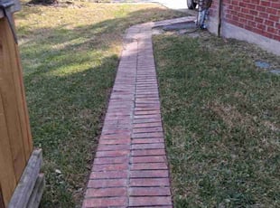 Leah P.'s lawn maintenance service result