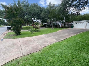 Otis M.'s lawn maintenance service result