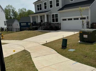 Tonya H.'s lawn care services service result