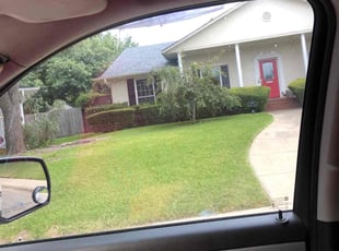 Melonnie M.'s lawn maintenance service result