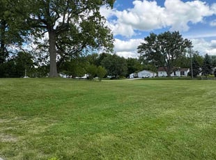 Dawn S.'s lawn care service result