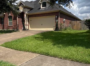 Amy S.'s grass maintenance service result