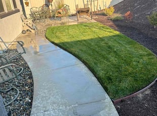 Jennifer H.'s lawn maintenance service result