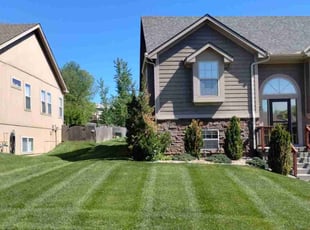 Catherine R.'s lawn care service result