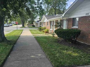 Shanise K.'s lawn maintenance service result