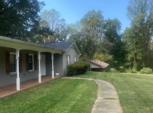 Miguel B.'s lawn service service result