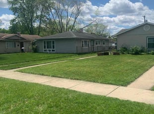 Christopher I.'s lawn service service result