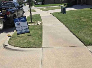 Darleen C.'s lawn maintenance service result