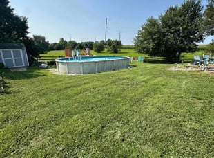 Willliam W.'s lawn care services service result