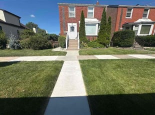 Judy R.'s grass maintenance service result