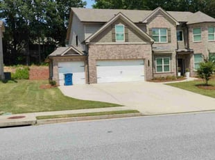 Giovanni R.'s grass cutting service result