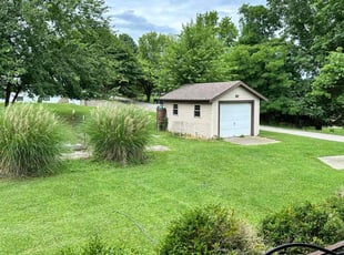 Eric S.'s lawn care services service result