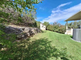 Elsie L.'s lawn maintenance service result