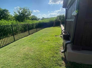 Caylores B.'s grass maintenance service result