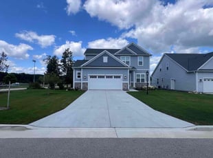 Katy S.'s grass maintenance service result