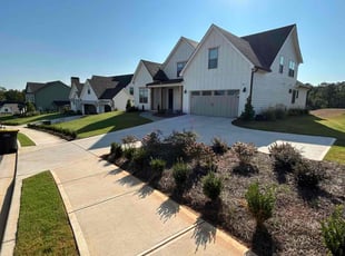 Effie M.'s lawn care services service result