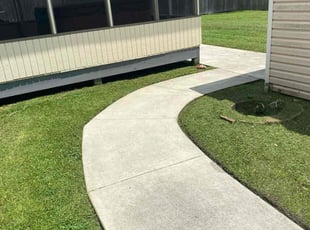 Louise L.'s lawn care service result