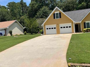 Robyn M.'s grass cutting service result