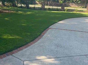 Julie E.'s lawn service service result