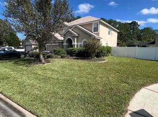 Yulan T.'s lawn care services service result