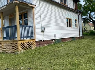 Yunlu H.'s lawn care services service result
