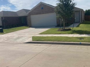 Julia W.'s lawn maintenance service result