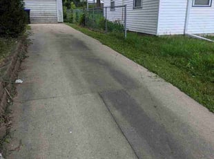 Kamille C.'s lawn care service result