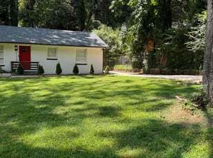 Chris S.'s lawn care service result