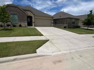 Janet R.'s lawn maintenance service result