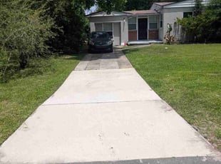 Roberto T.'s grass maintenance service result