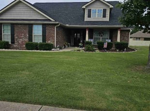 Emily S.'s yard care service result