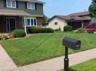 Krystiann B.'s lawn care services service result